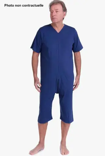 [CAH0000000209] Pyjama sanitaire avec zip au dos - manches courtes et short 